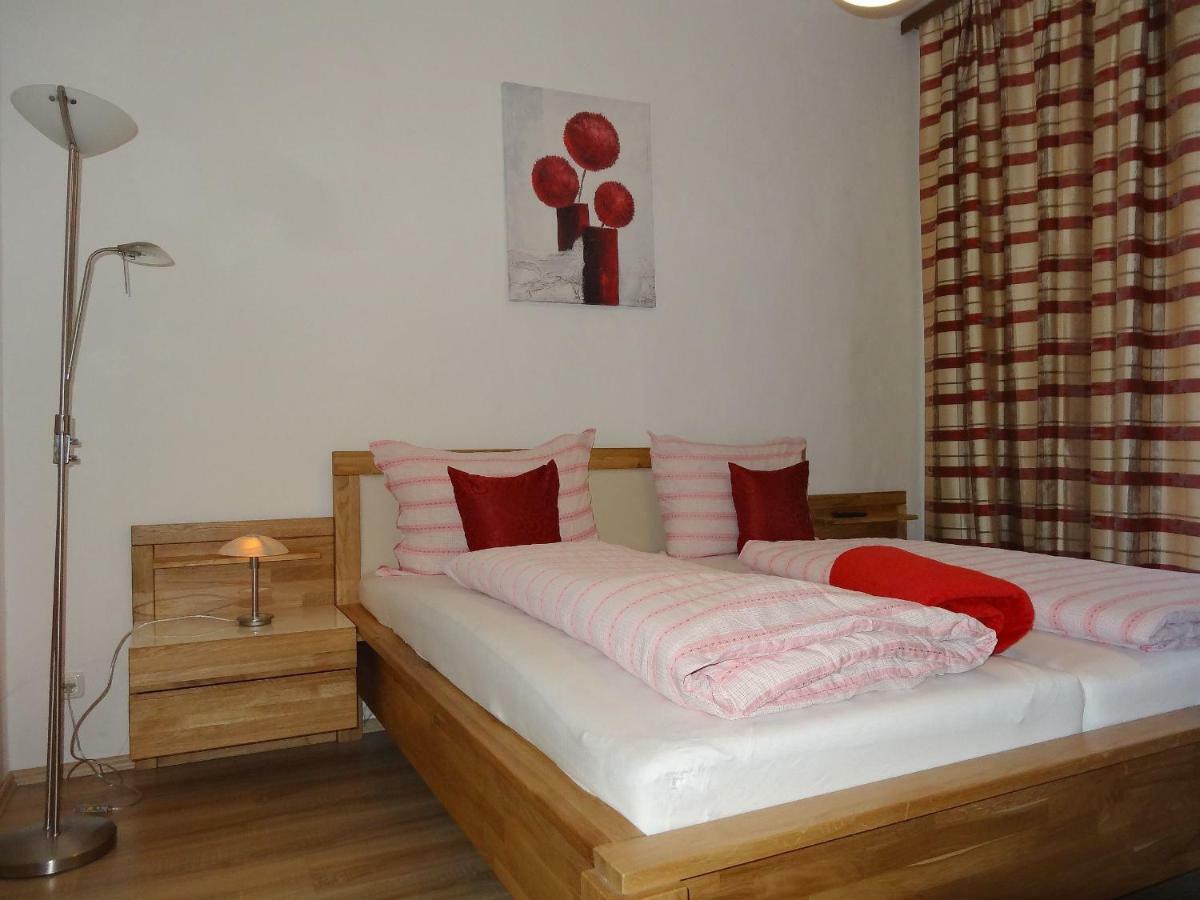 Gasthof Post Hotel Kremsbrucke Room photo